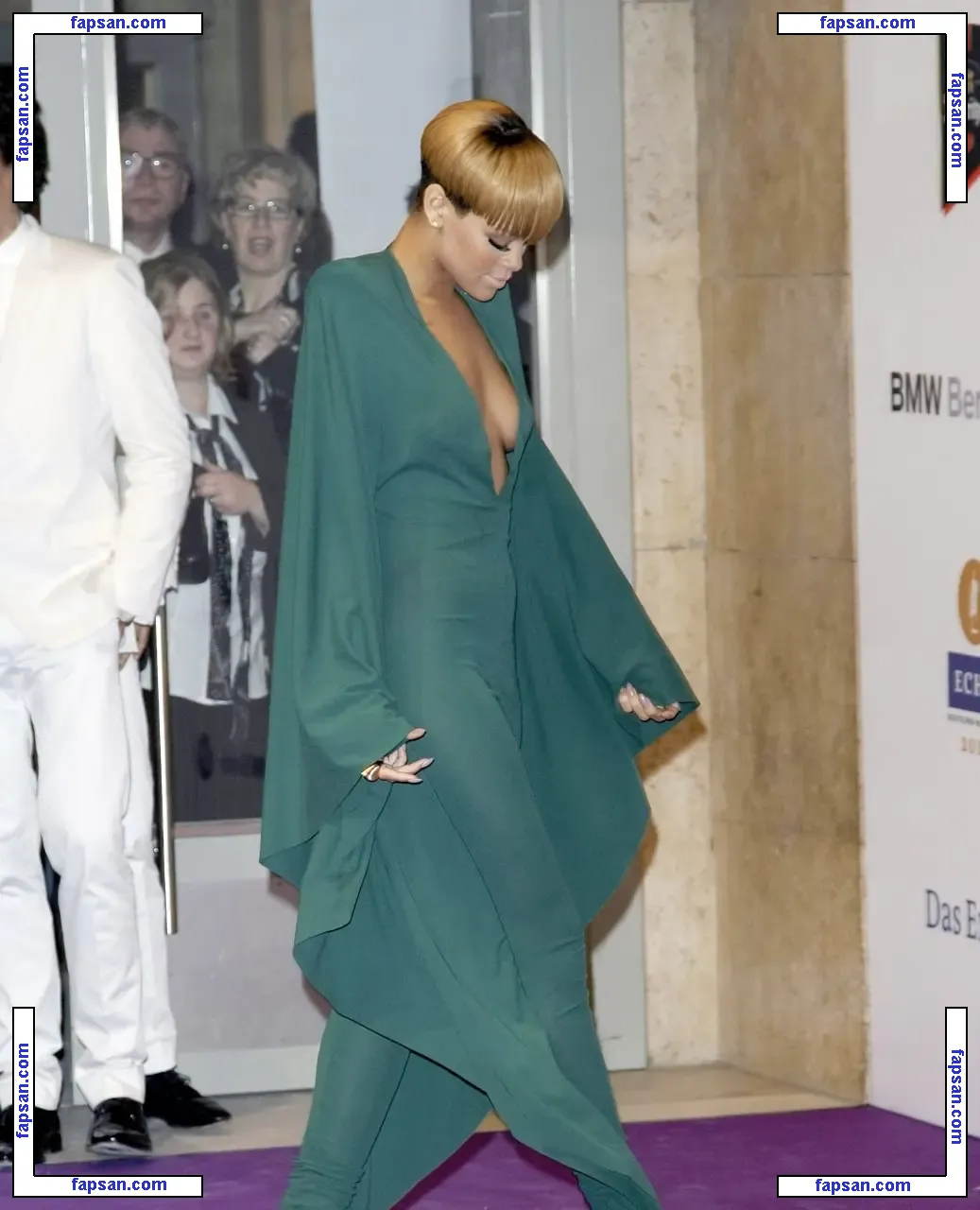 Rihanna nude photo #2229 from OnlyFans