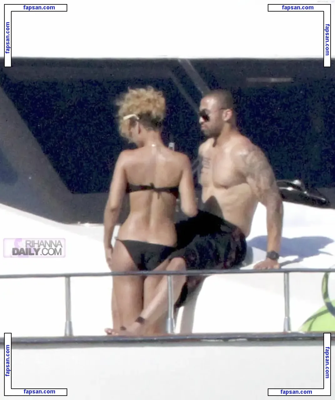 Rihanna nude photo #2245 from OnlyFans