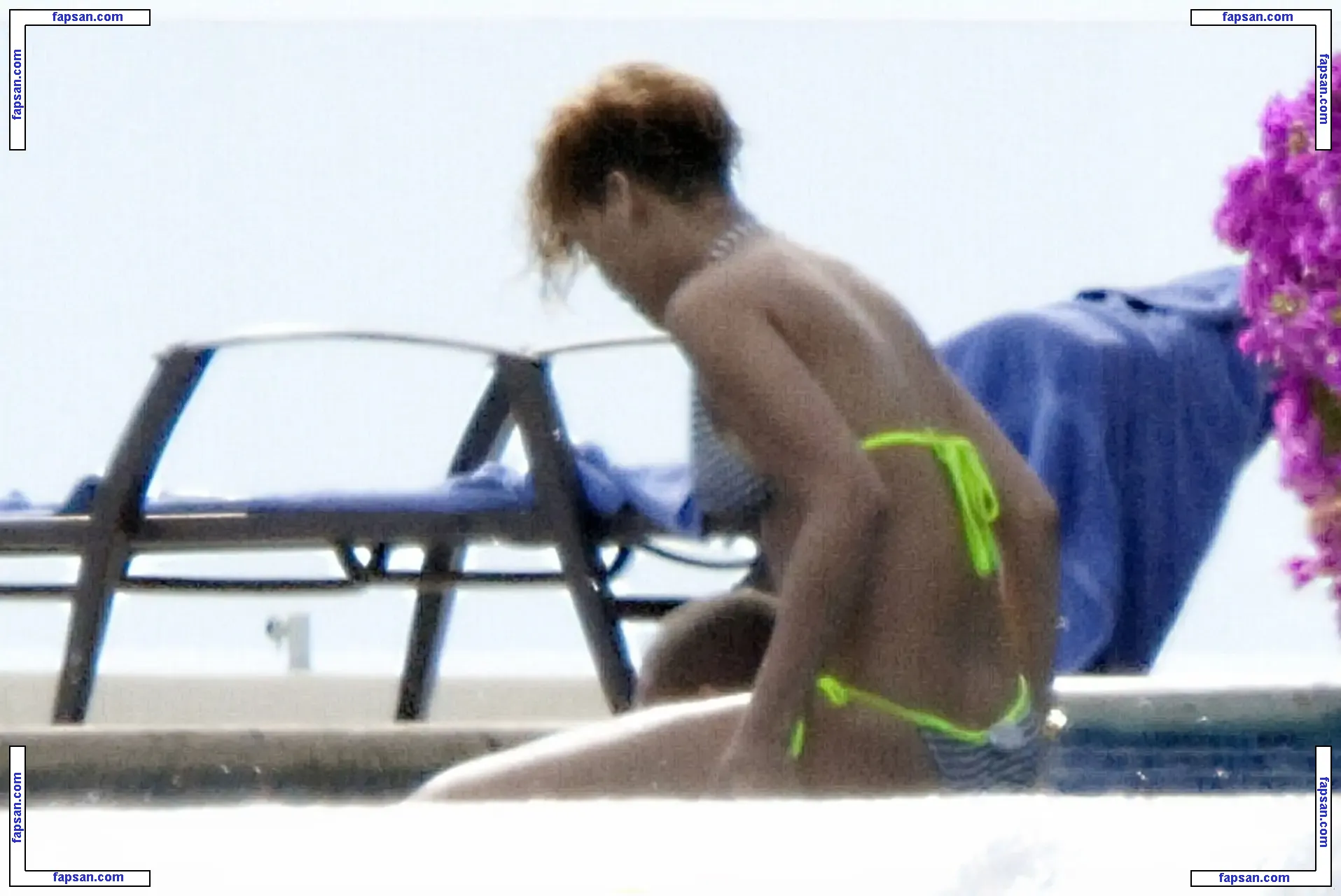 Rihanna nude photo #2260 from OnlyFans