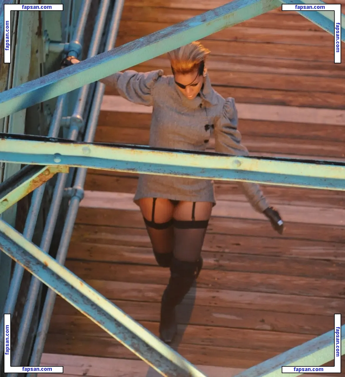 Rihanna nude photo #2334 from OnlyFans