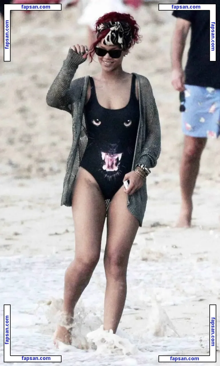 Rihanna nude photo #2410 from OnlyFans