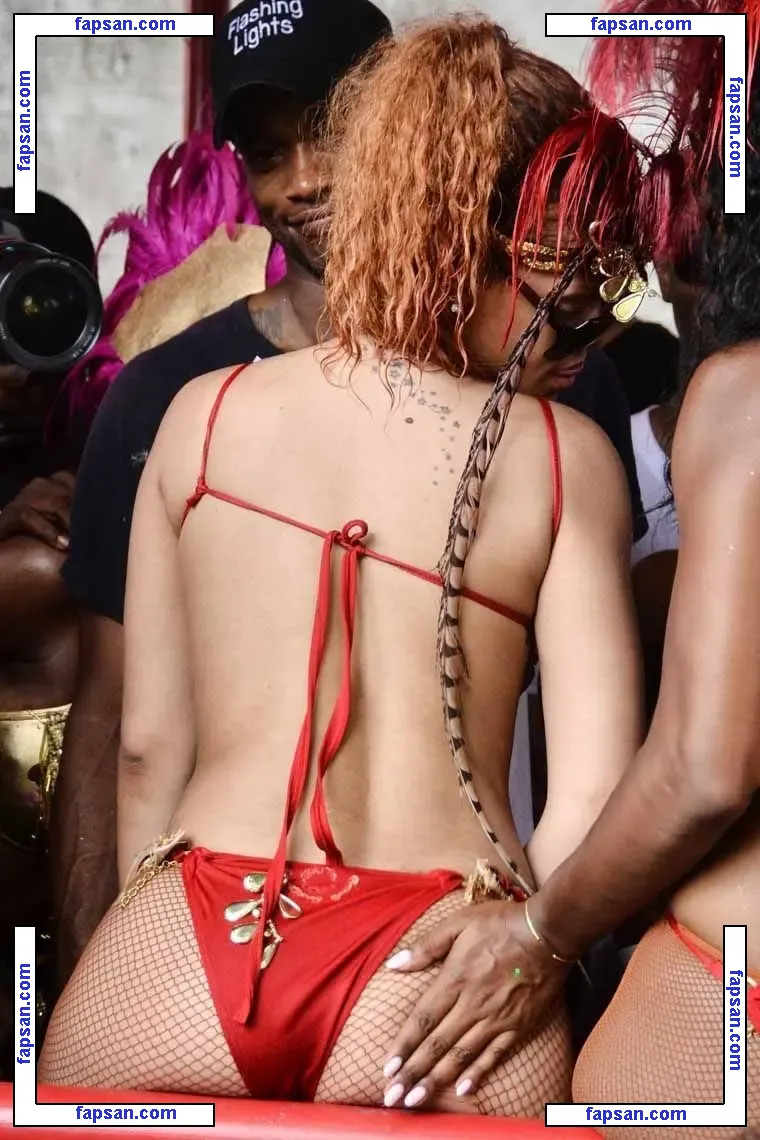 Rihanna nude photo #2526 from OnlyFans