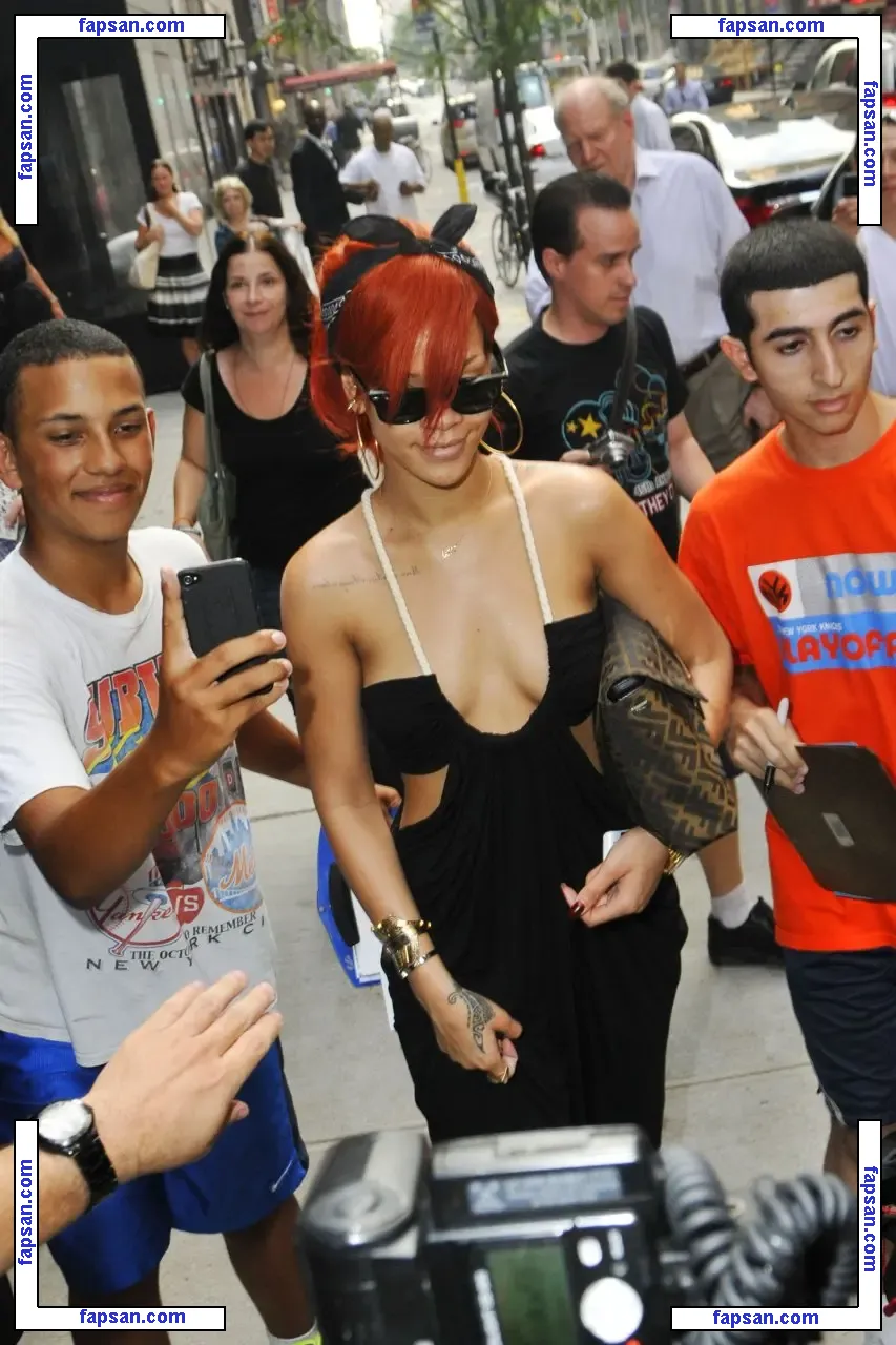 Rihanna nude photo #2569 from OnlyFans