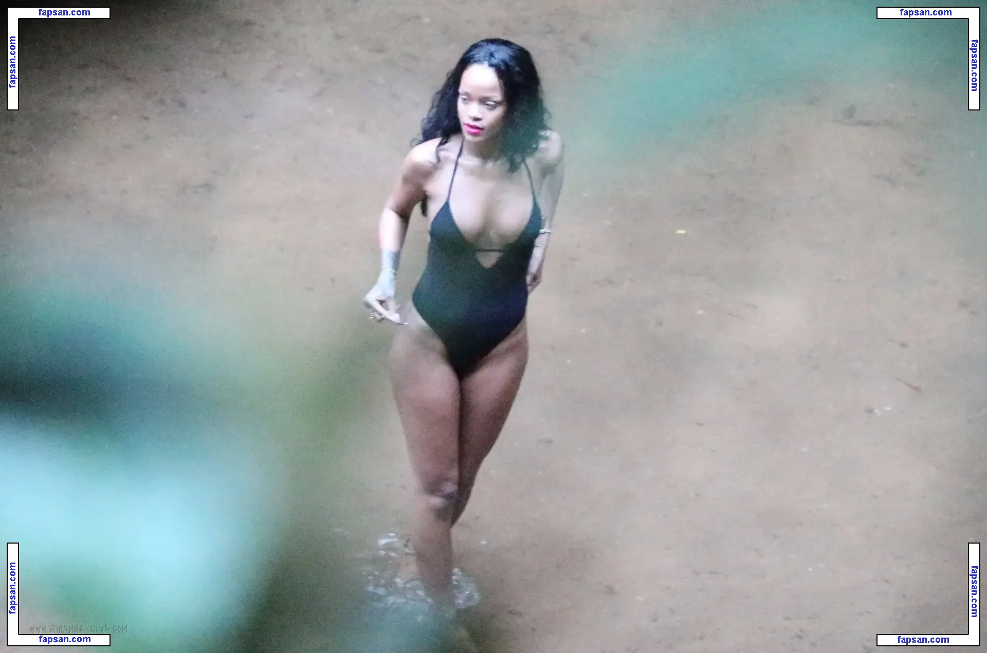 Rihanna nude photo #2702 from OnlyFans