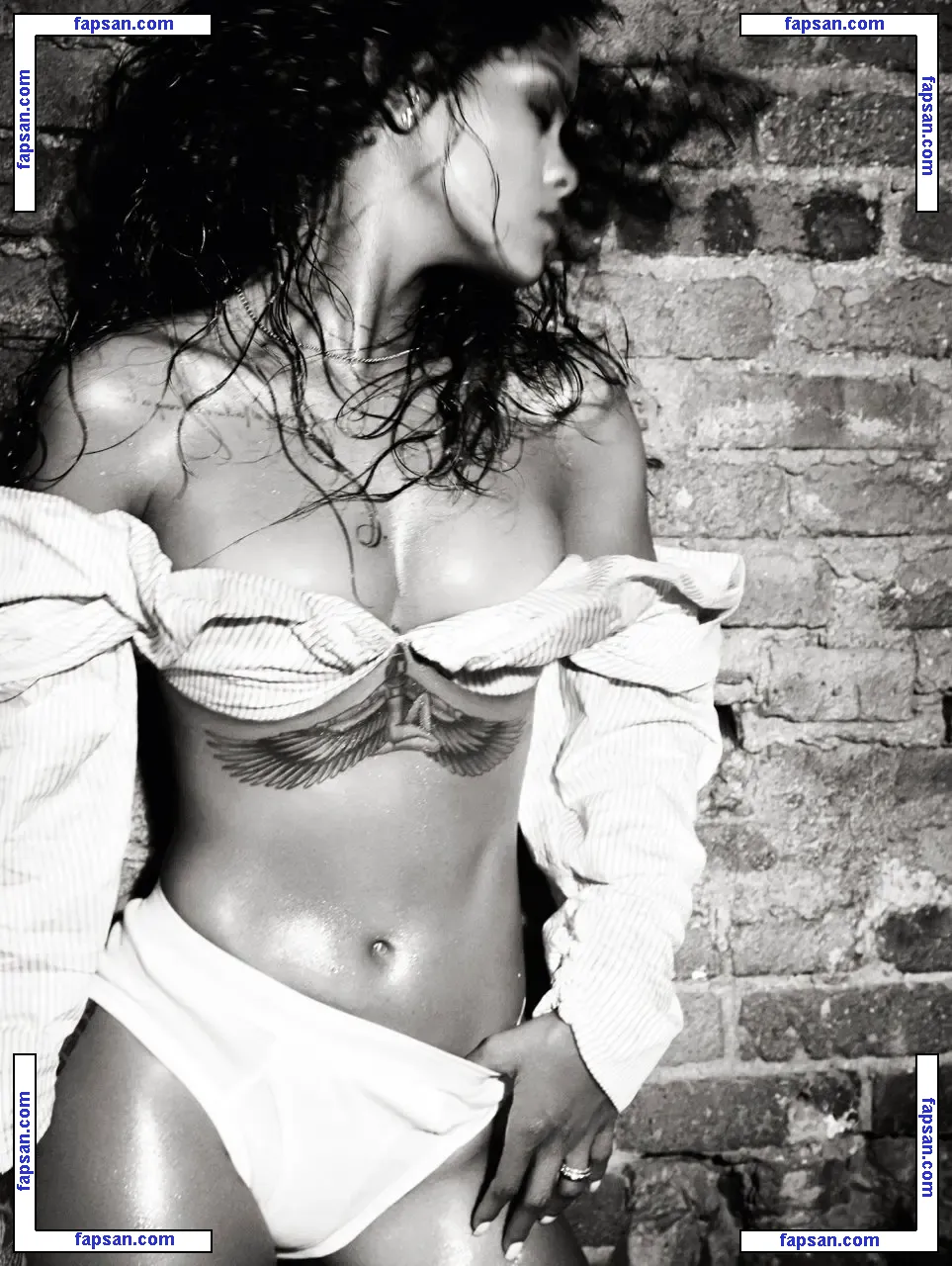 Rihanna nude photo #2771 from OnlyFans