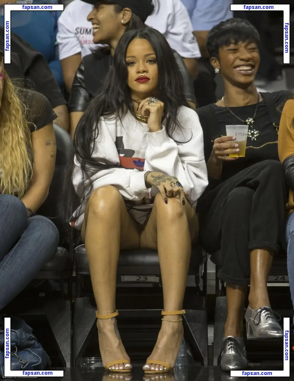 Rihanna nude photo #2815 from OnlyFans