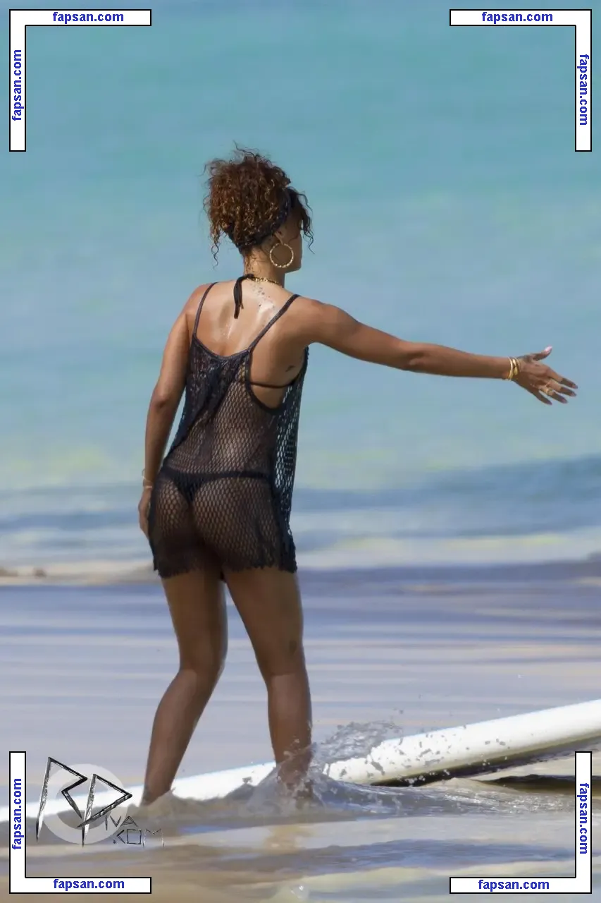 Rihanna nude photo #2895 from OnlyFans