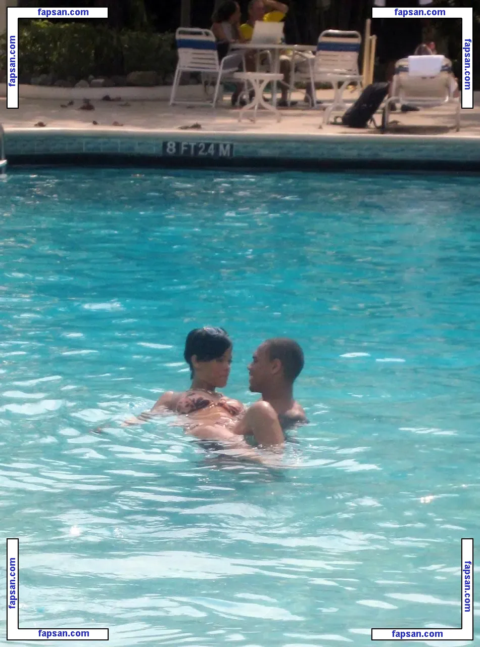 Rihanna nude photo #2995 from OnlyFans