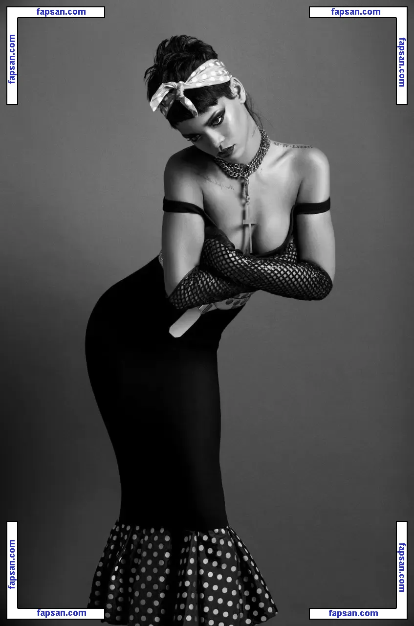 Rihanna nude photo #2997 from OnlyFans