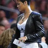Rihanna nude #2381