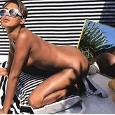 Rihanna nude #2681