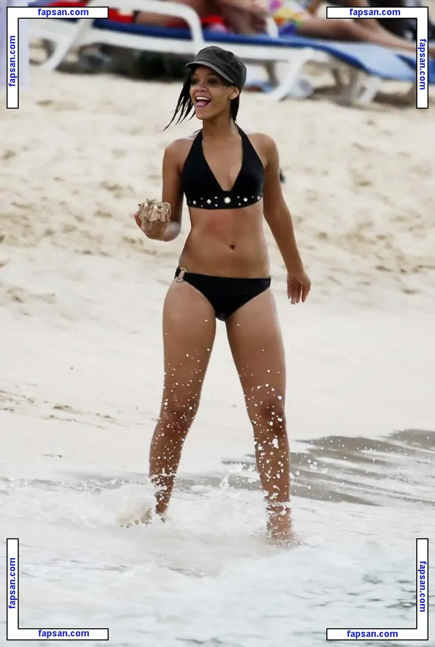 Rihanna nude photo #3065 from OnlyFans