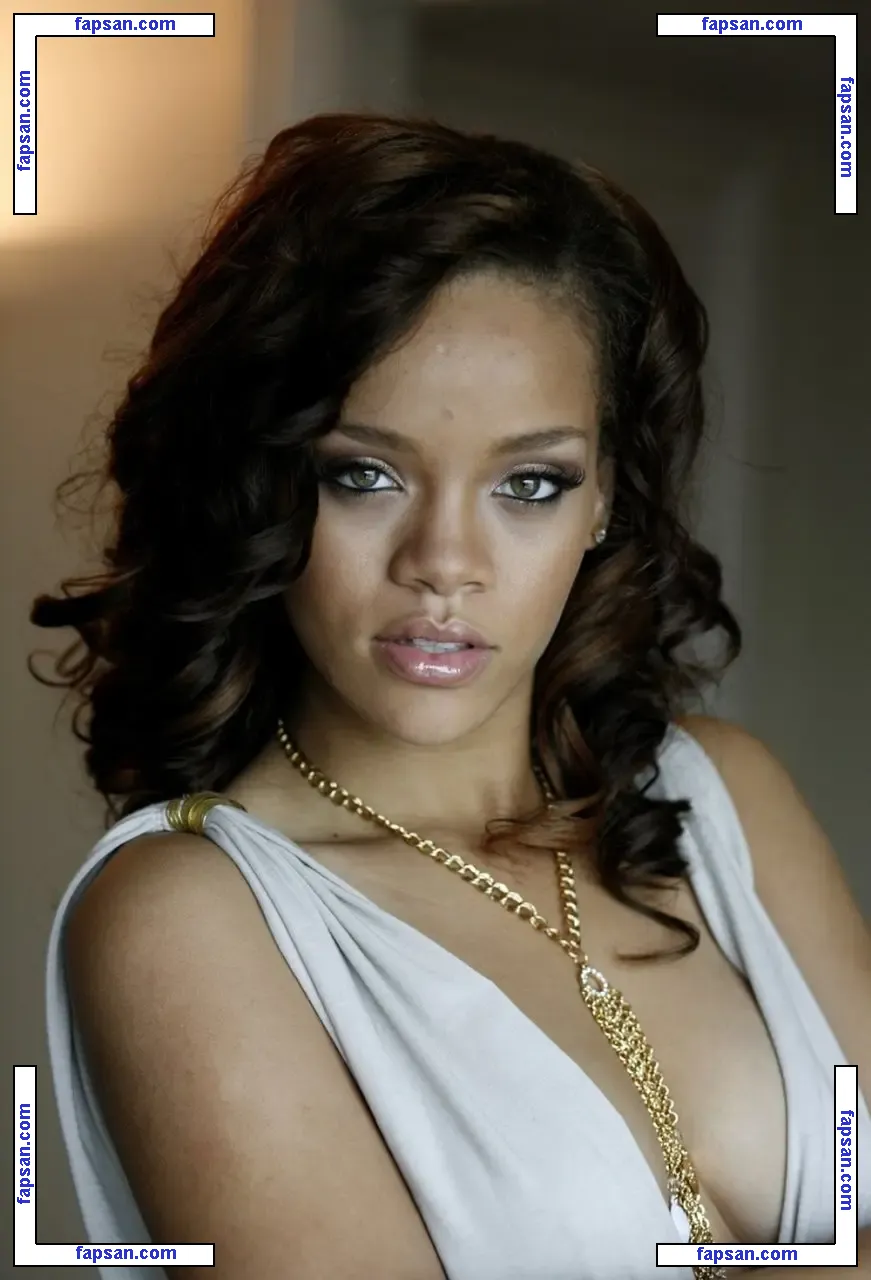 Rihanna nude photo #3111 from OnlyFans