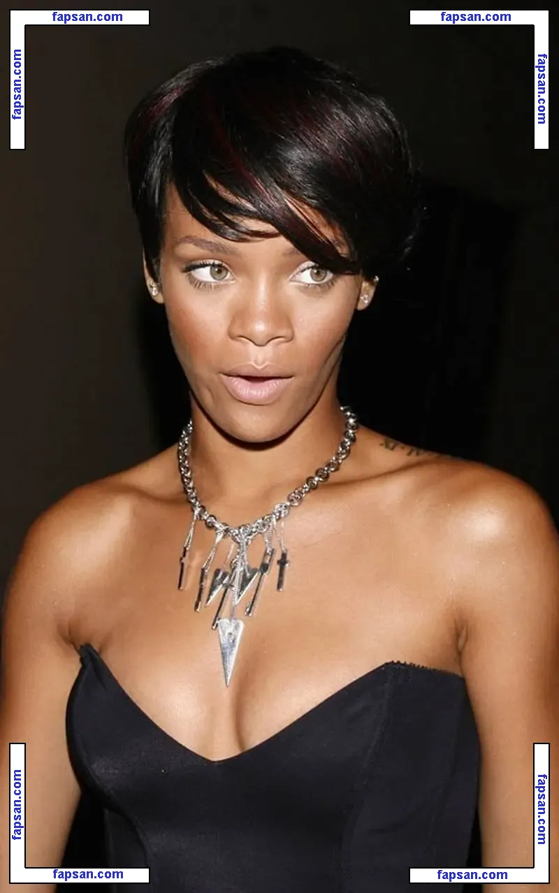 Rihanna nude photo #3174 from OnlyFans