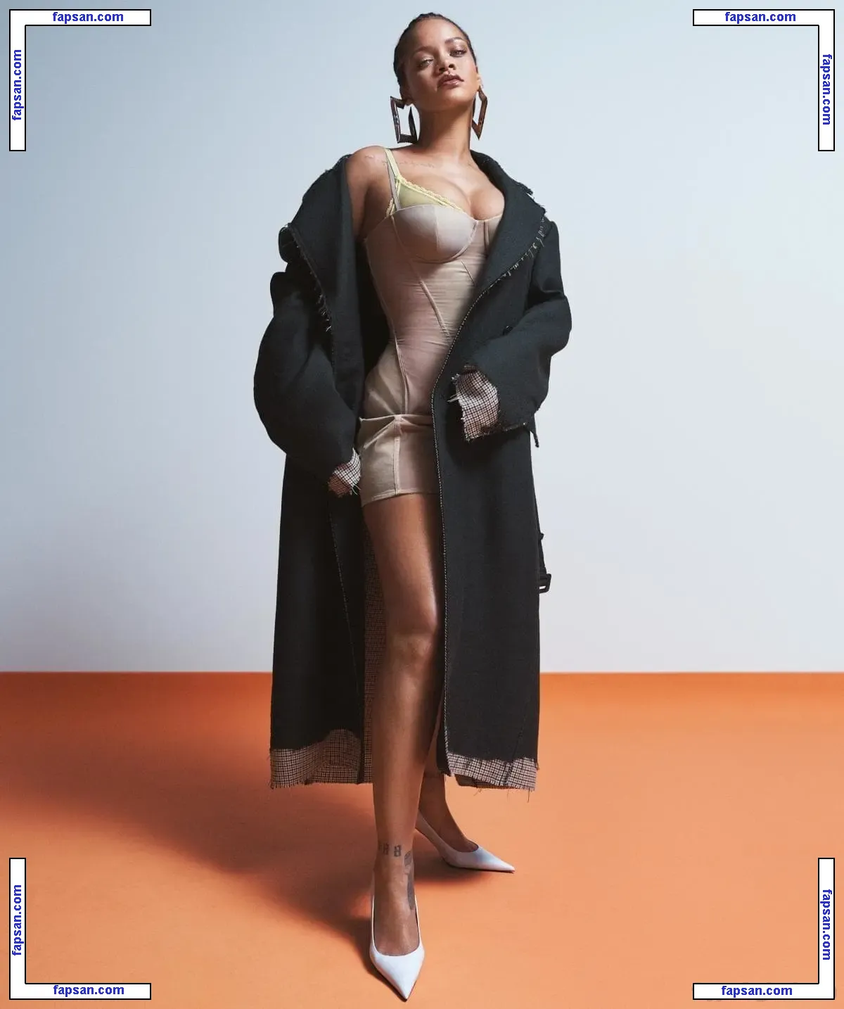 Rihanna nude photo #3533 from OnlyFans