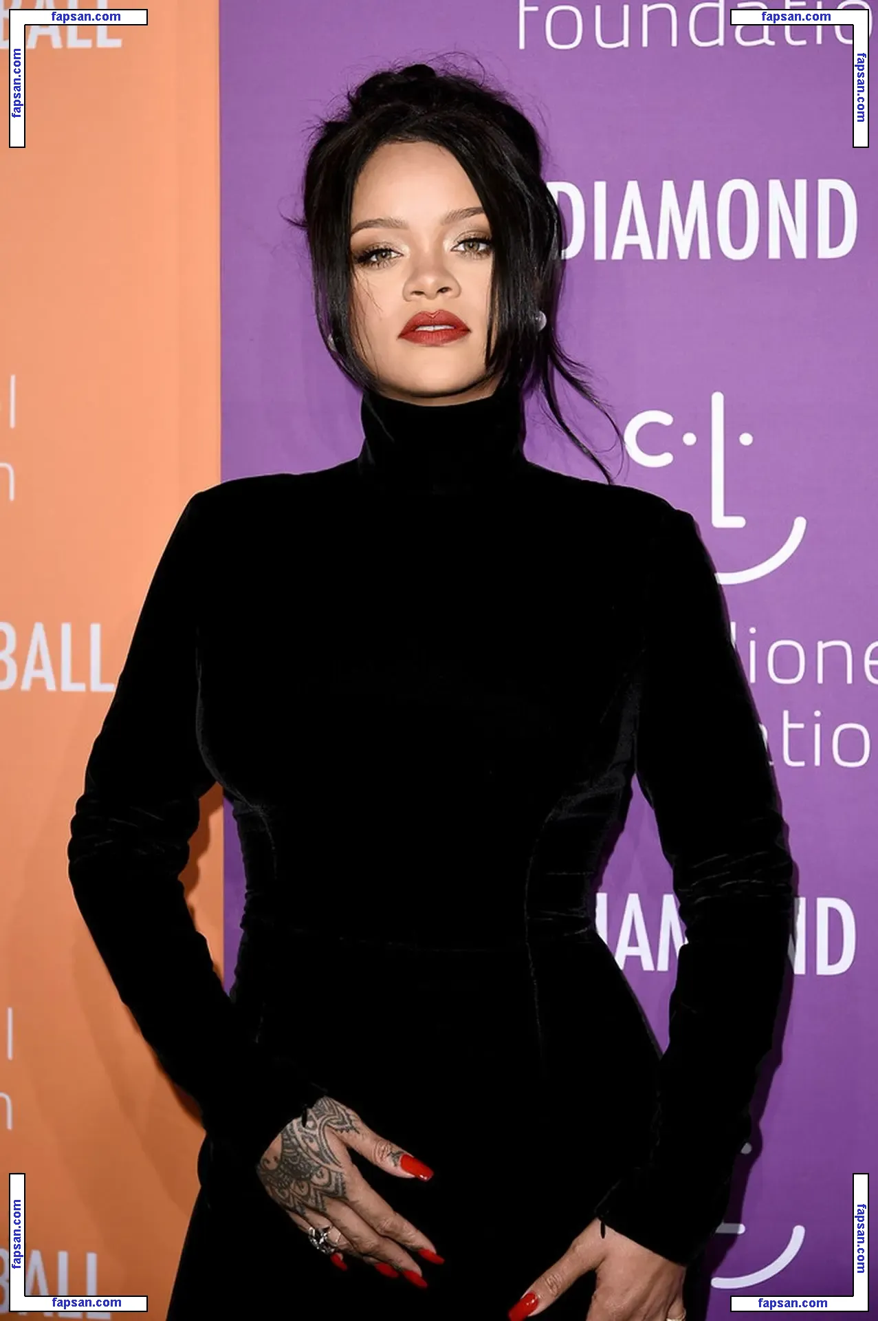 Rihanna nude photo #3822 from OnlyFans