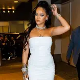 Rihanna nude #3904