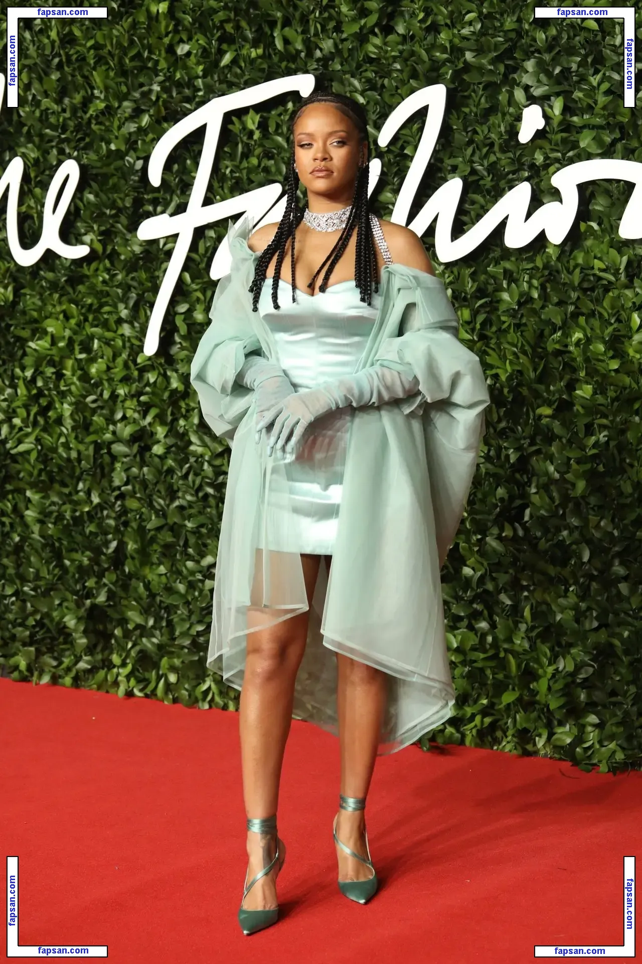 Rihanna nude photo #4040 from OnlyFans