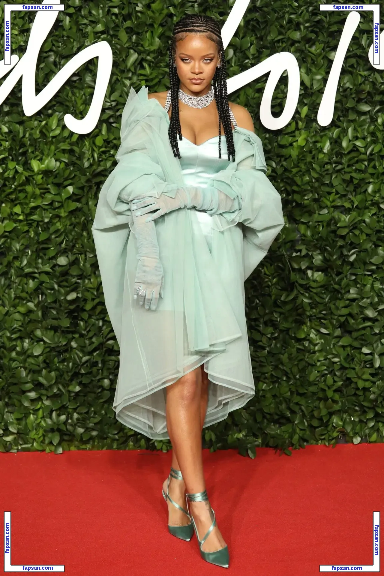 Rihanna nude photo #4048 from OnlyFans
