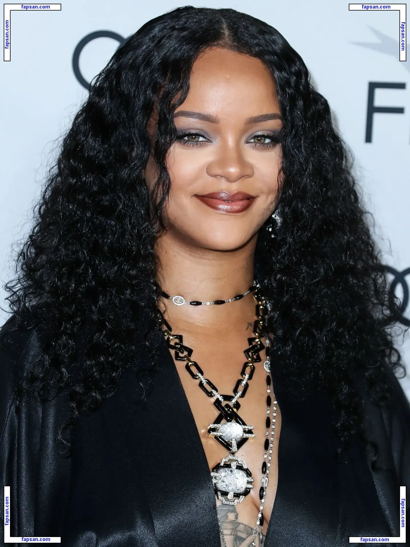 Rihanna nude photo #4194 from OnlyFans