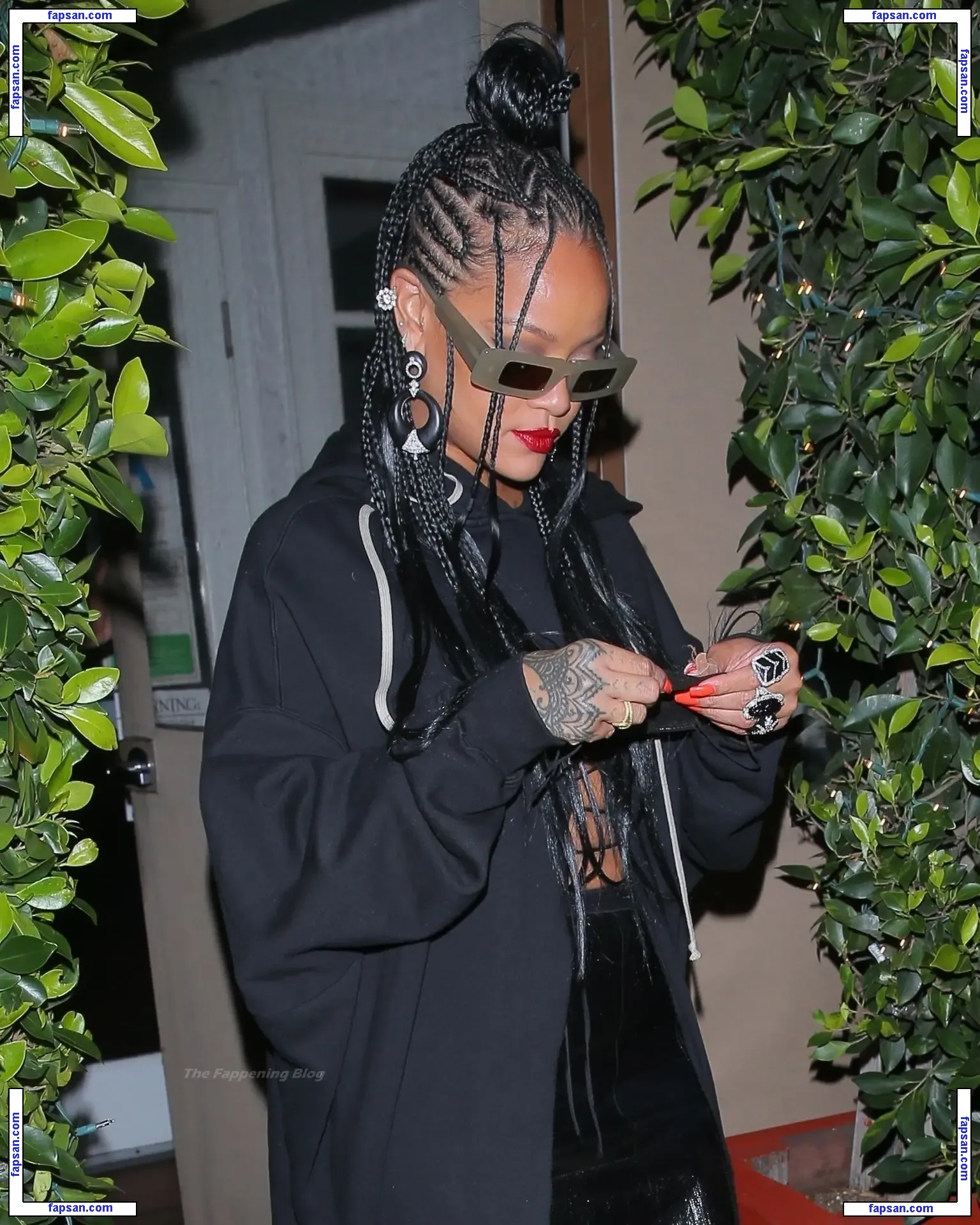 Rihanna nude photo #4608 from OnlyFans