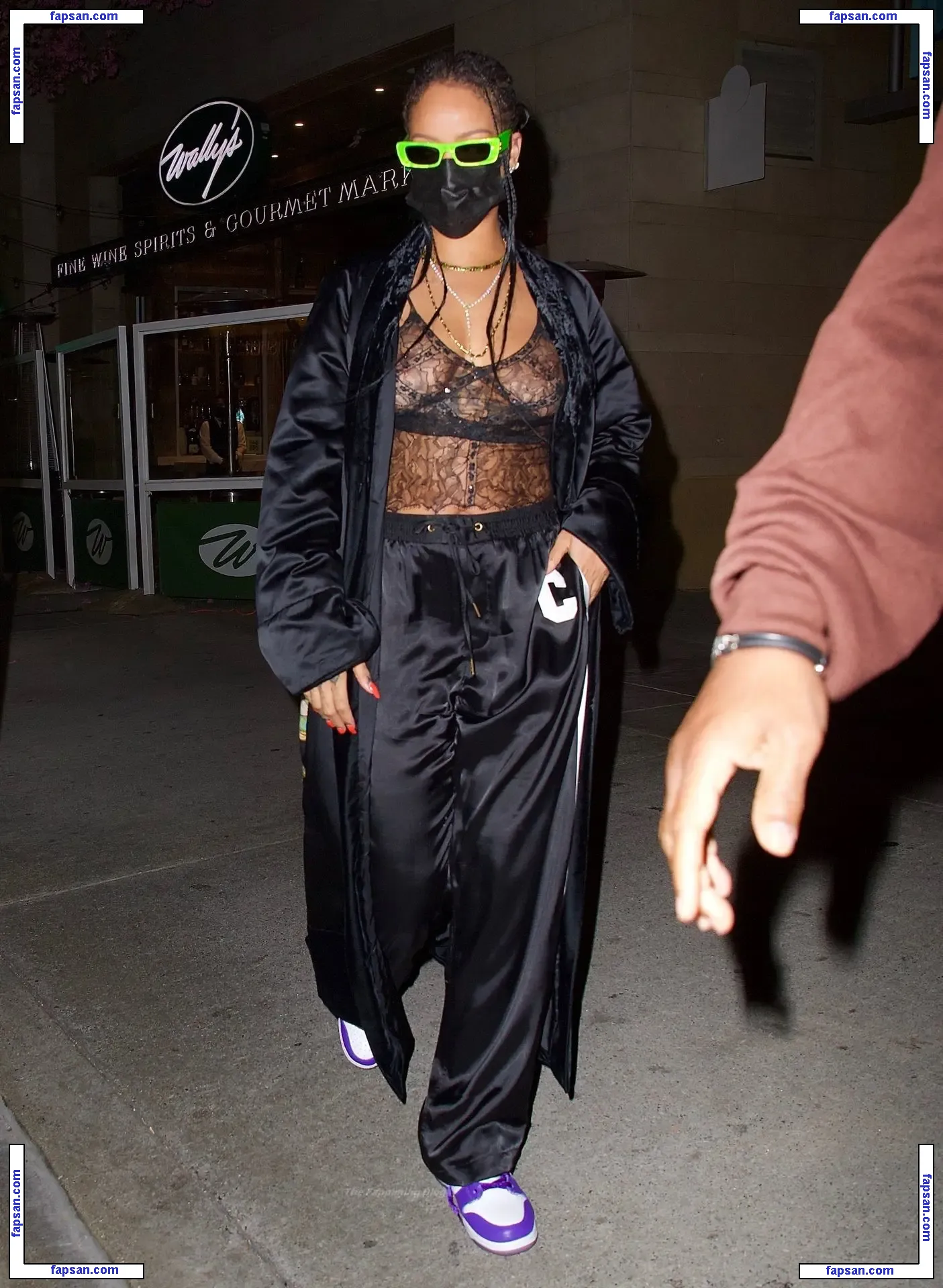 Rihanna nude photo #4999 from OnlyFans