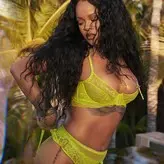 Rihanna nude #4224