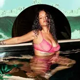 Rihanna nude #4233