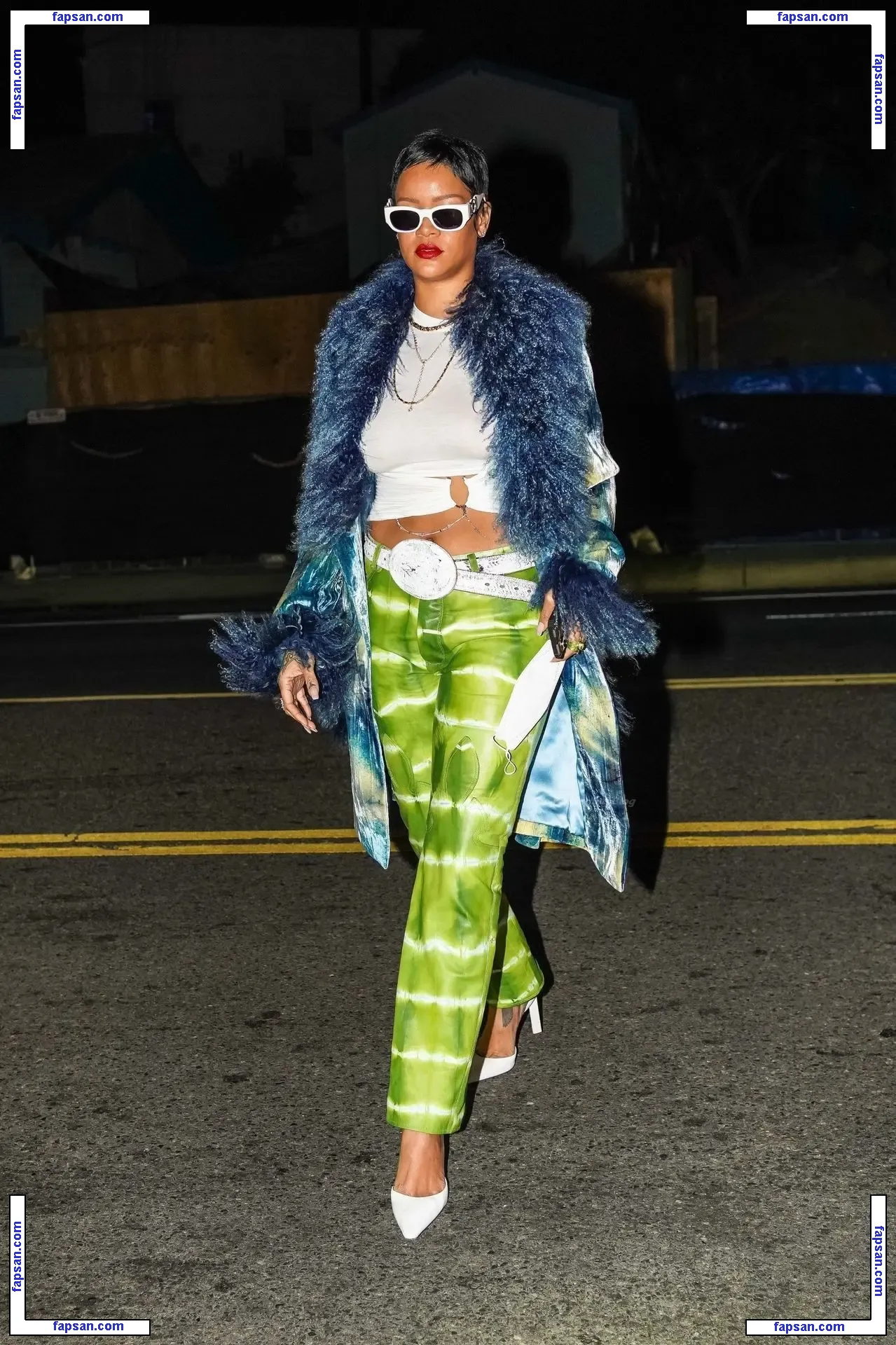 Rihanna nude photo #5037 from OnlyFans