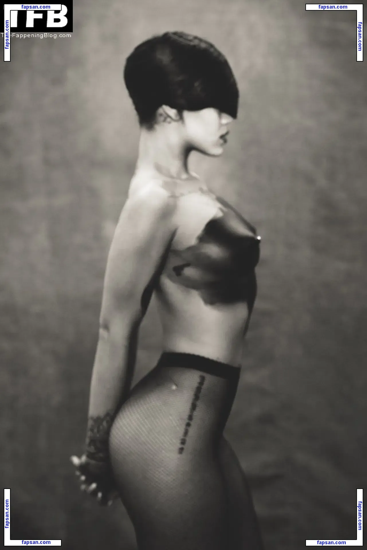 Rihanna nude photo #5648 from OnlyFans