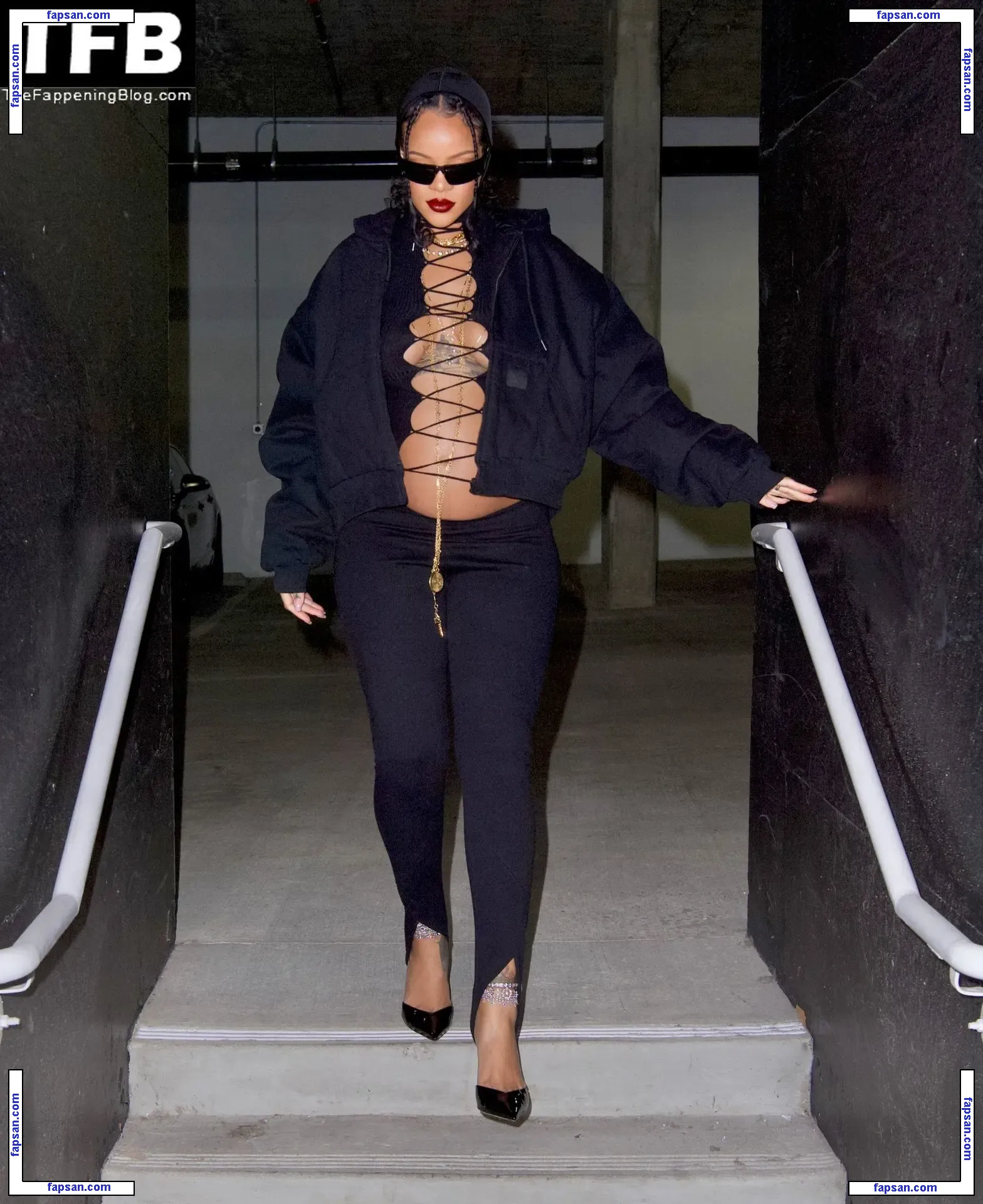 Rihanna nude photo #6094 from OnlyFans