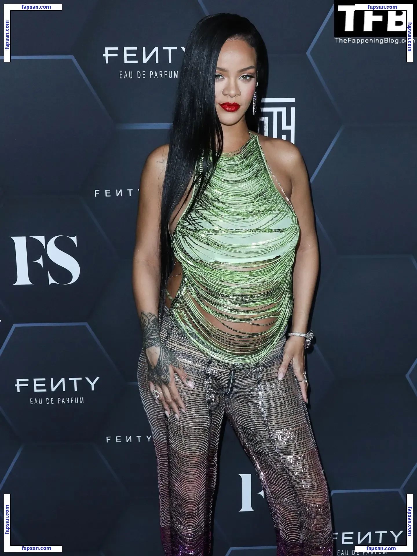 Rihanna nude photo #6198 from OnlyFans