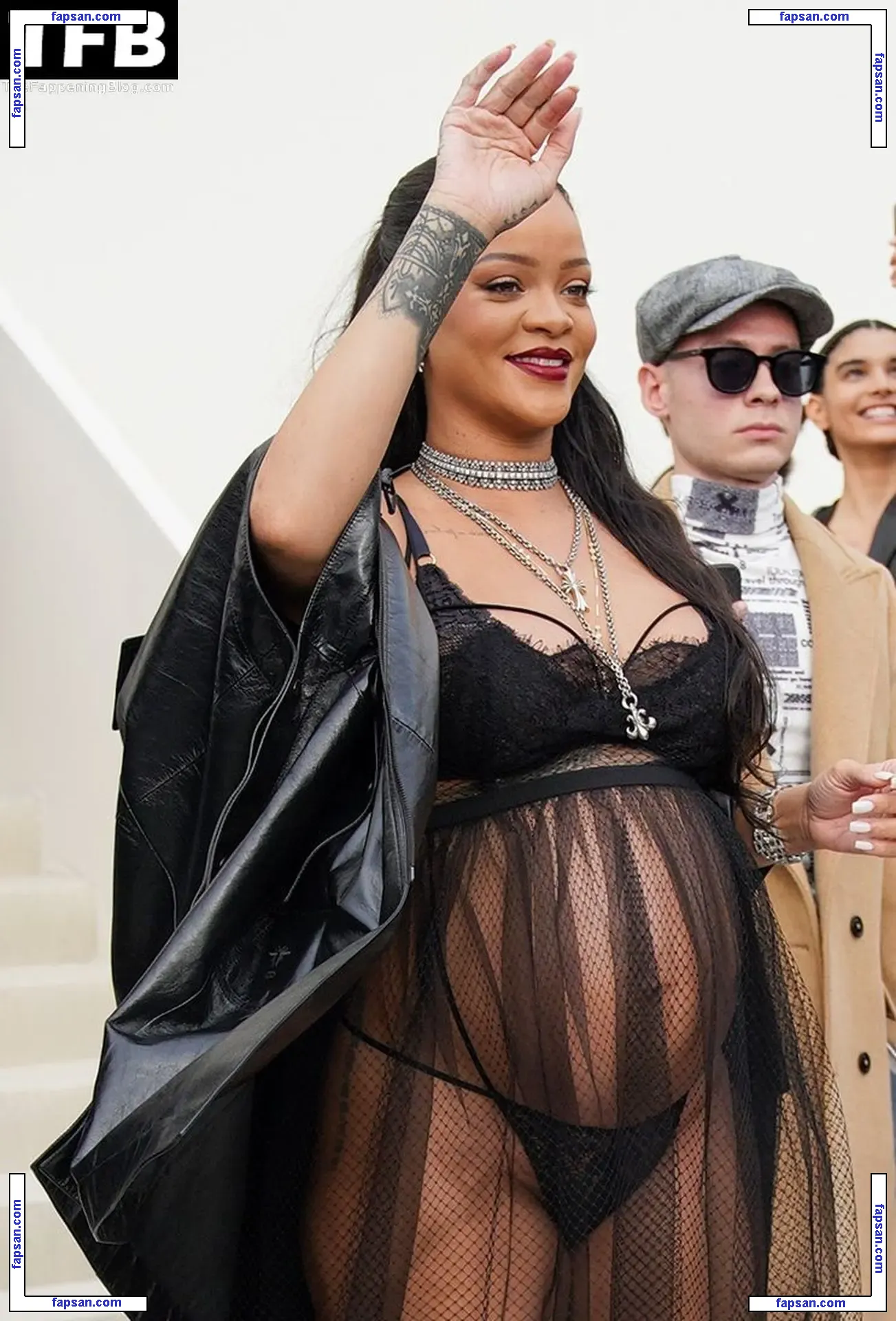 Rihanna nude photo #6437 from OnlyFans