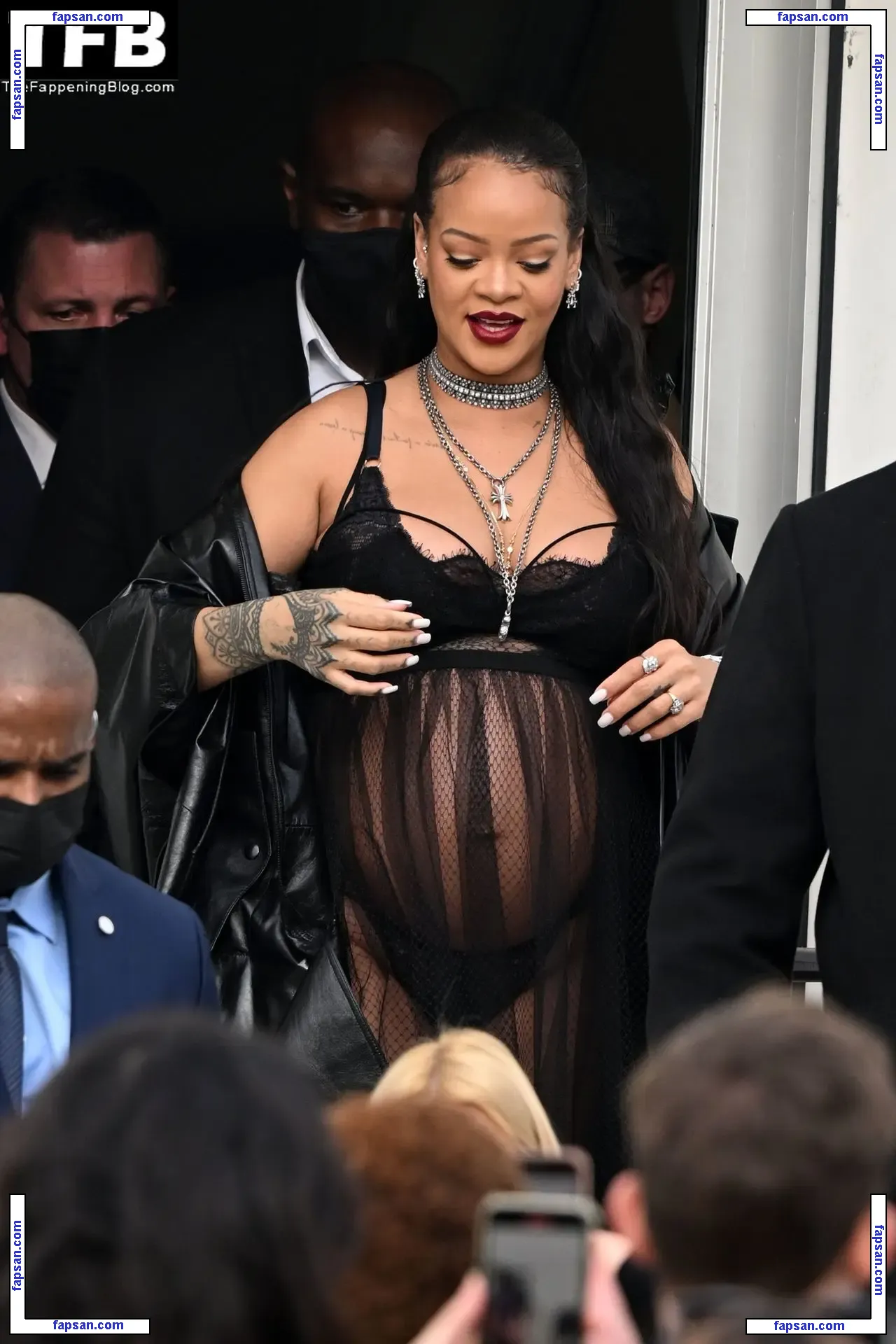 Rihanna nude photo #6519 from OnlyFans