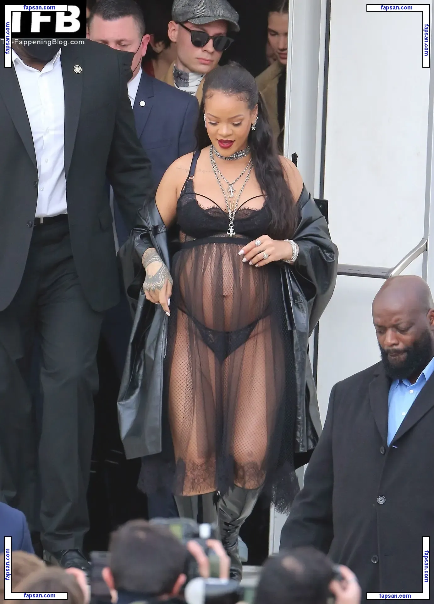 Rihanna nude photo #6552 from OnlyFans