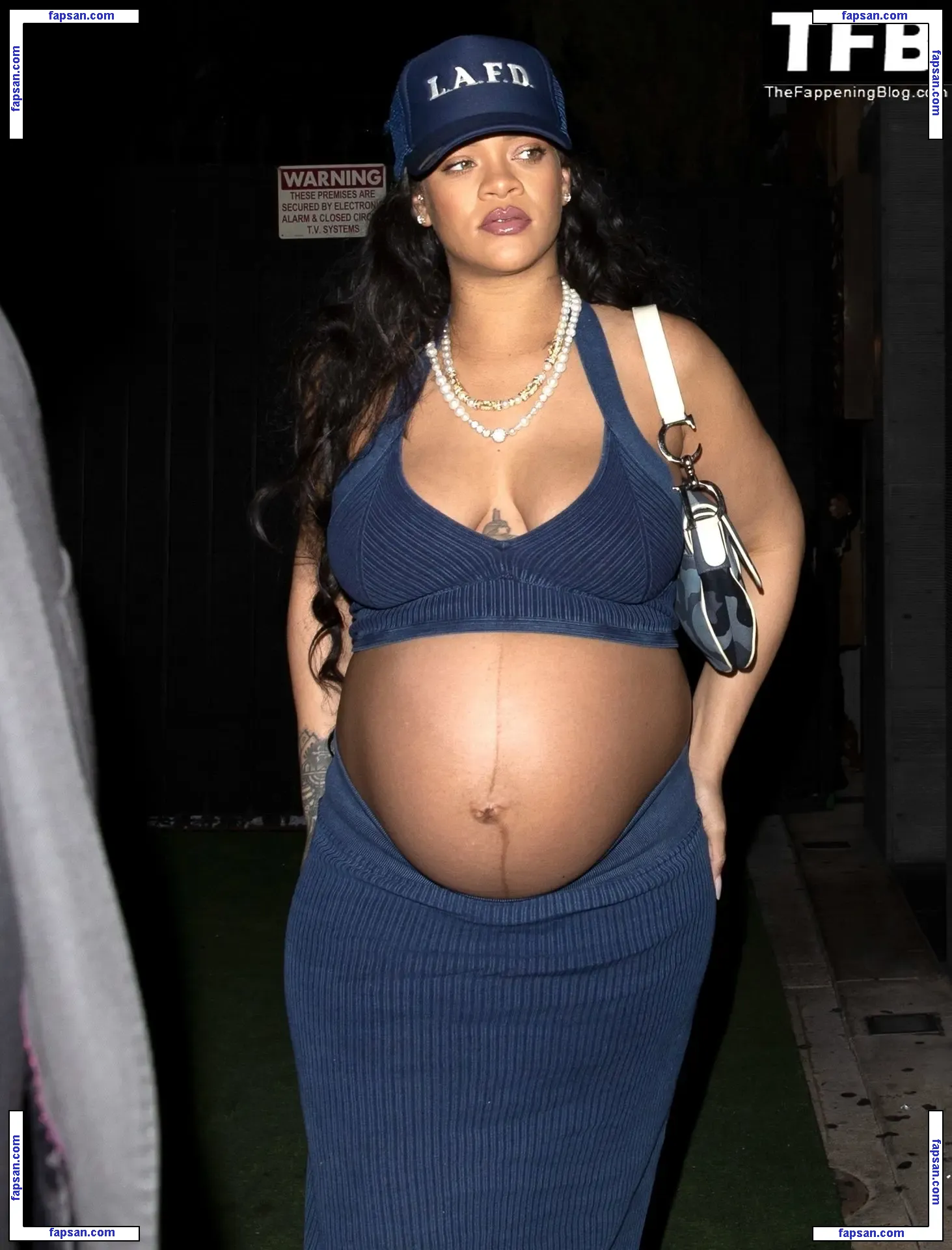 Rihanna nude photo #7129 from OnlyFans
