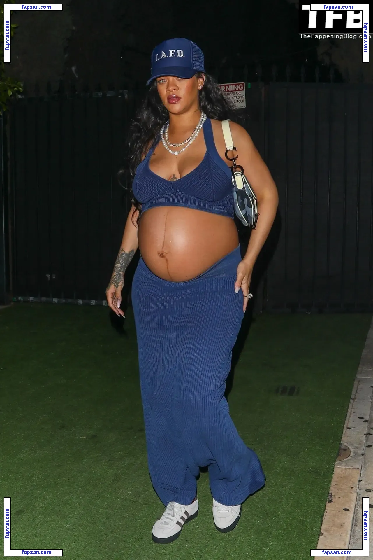 Rihanna nude photo #7137 from OnlyFans