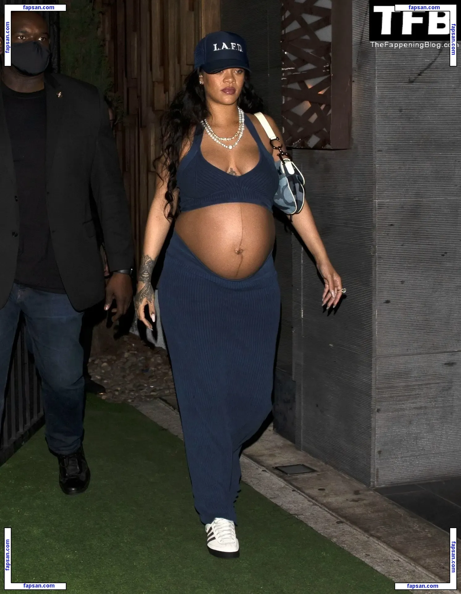 Rihanna nude photo #7172 from OnlyFans