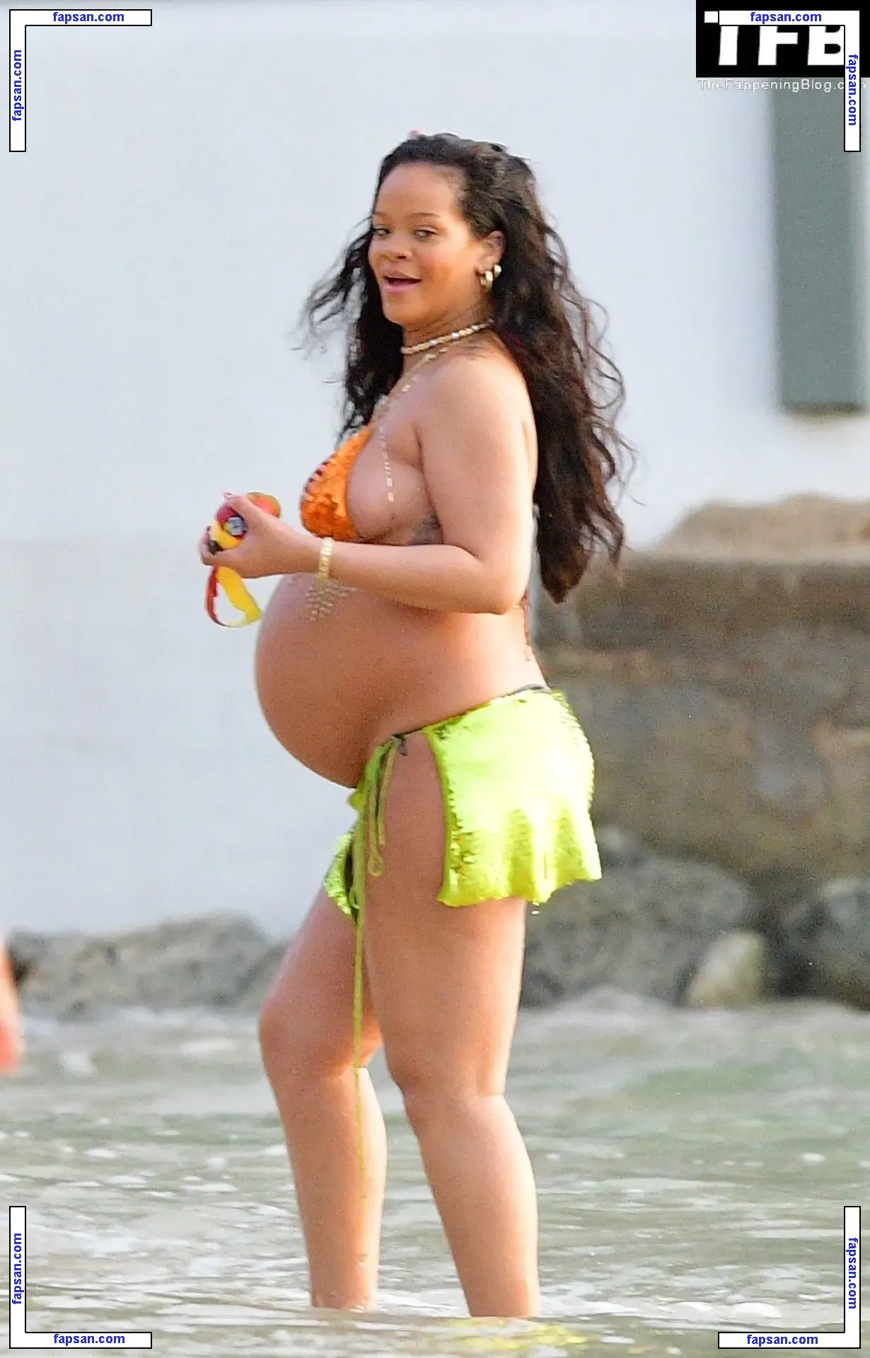 Rihanna nude photo #7535 from OnlyFans