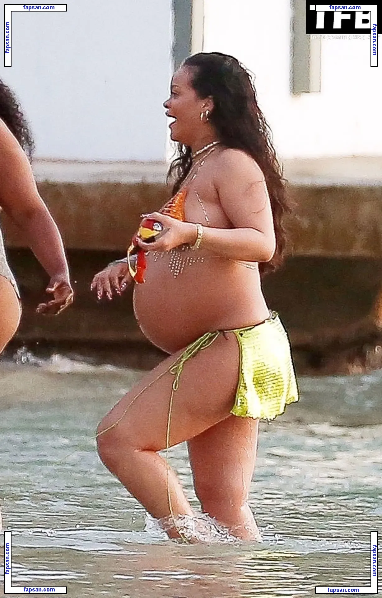 Rihanna nude photo #7639 from OnlyFans