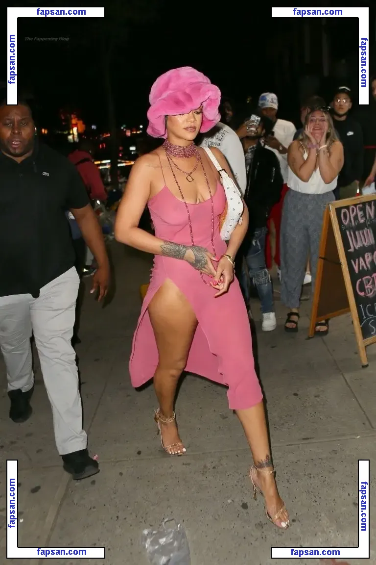 Rihanna nude photo #7683 from OnlyFans