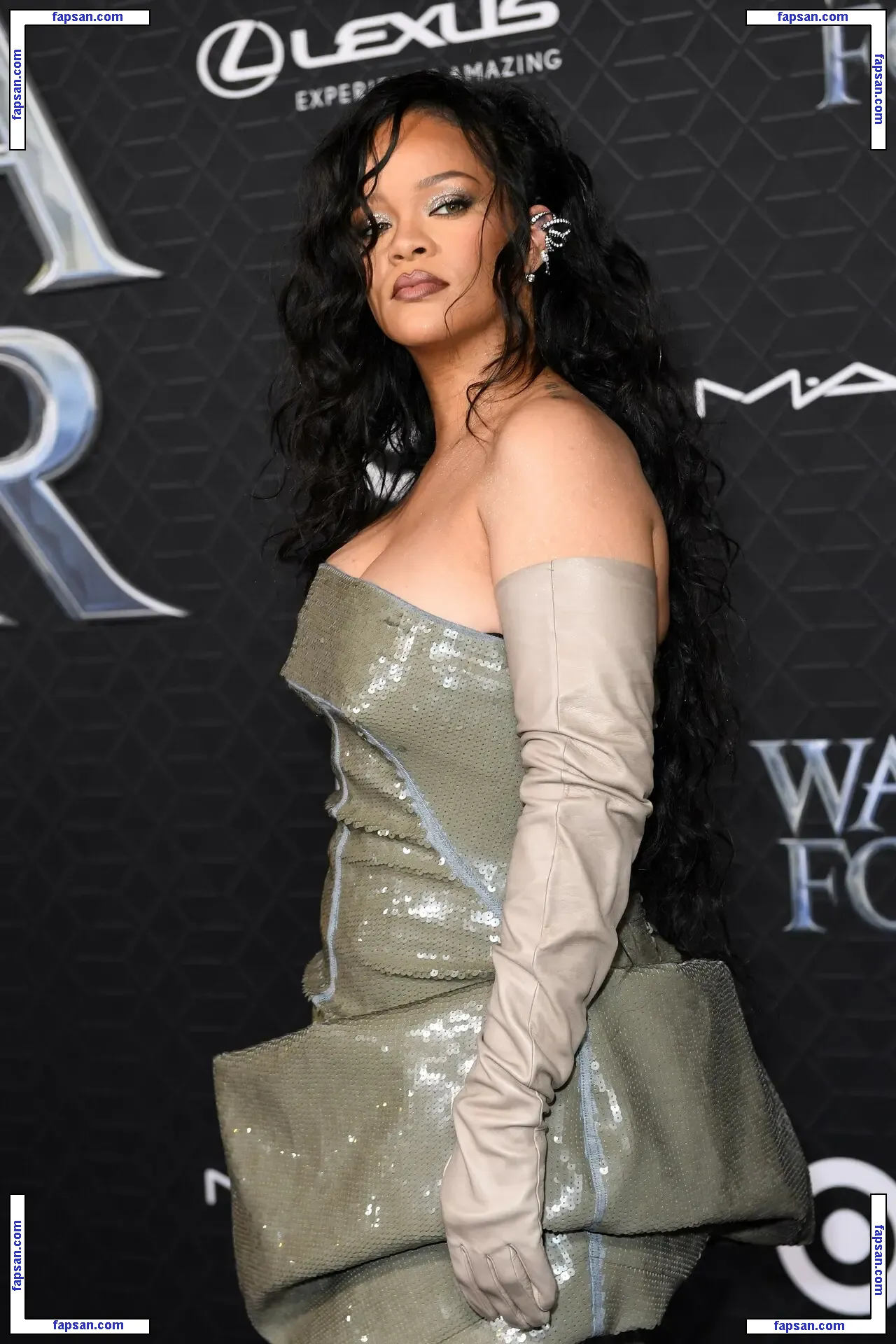 Rihanna nude photo #8504 from OnlyFans
