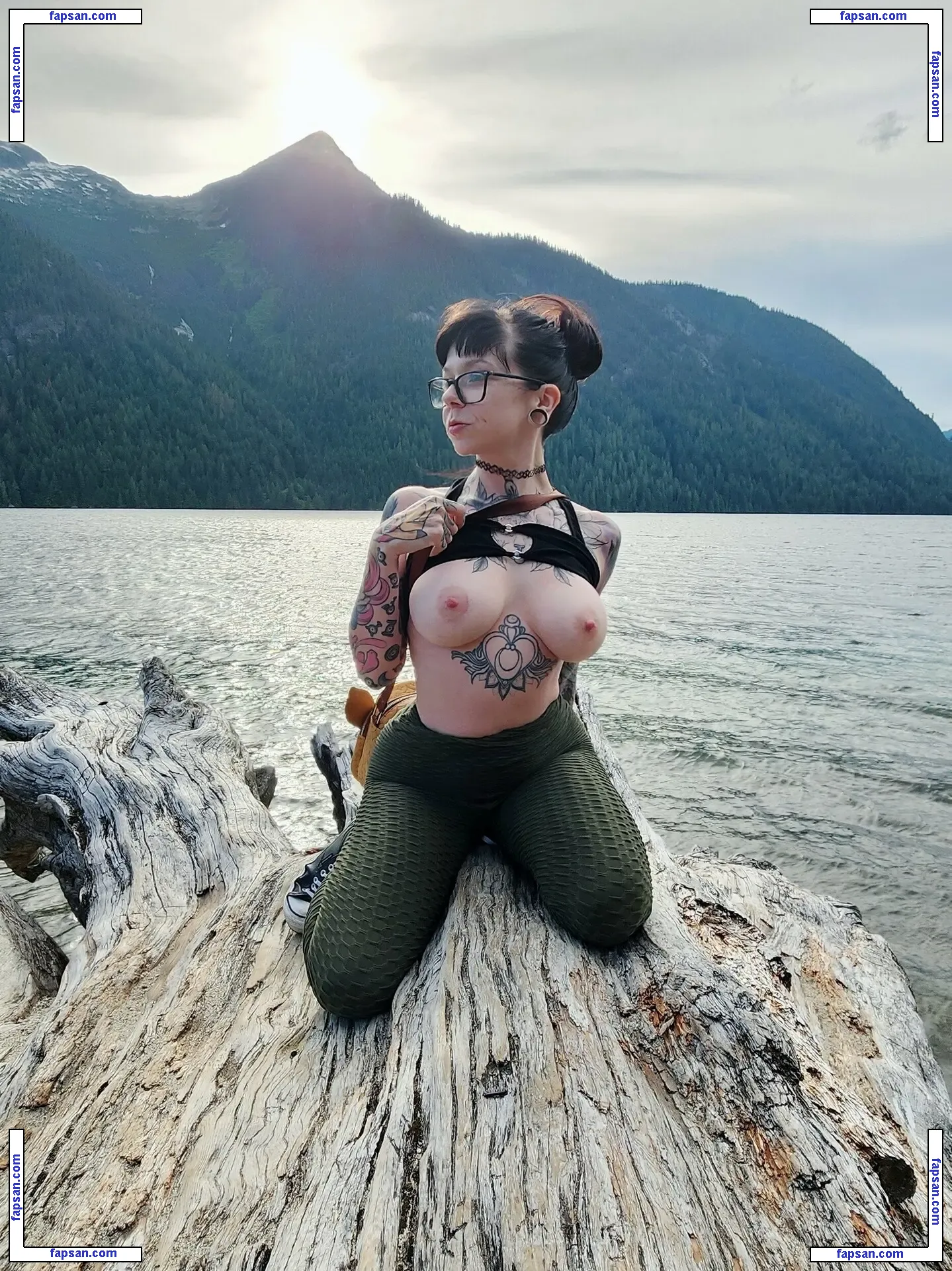 Riini nude photo #0089 from OnlyFans