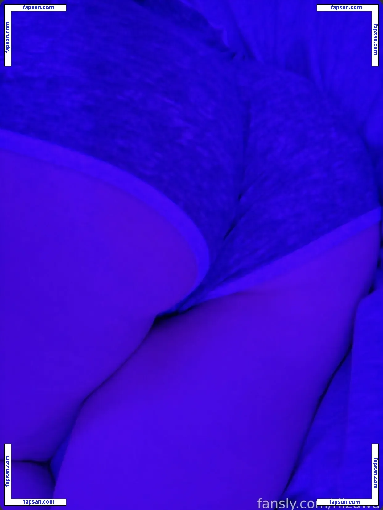 Riizuwu / omizuuu / riizu__ nude photo #0016 from OnlyFans