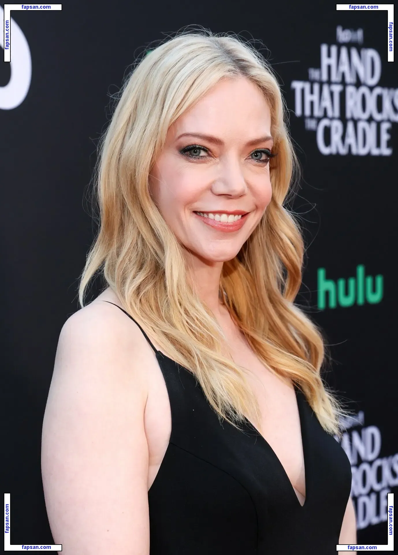 Riki Lindhome голая фото #0205 с Онлифанс