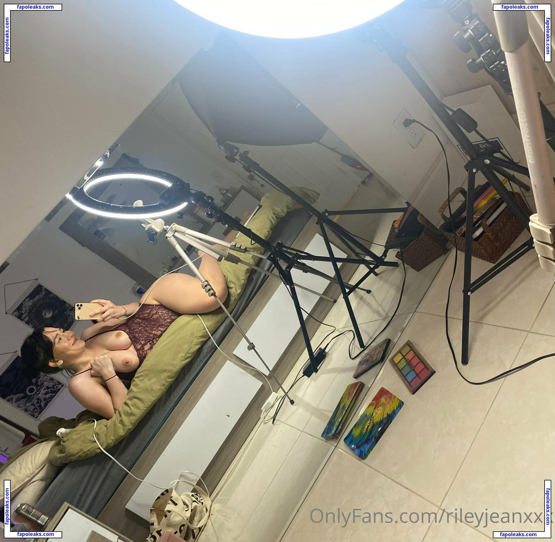 Riley Jean / rileyjean / rileyjeanxxx nude photo #0008 from OnlyFans