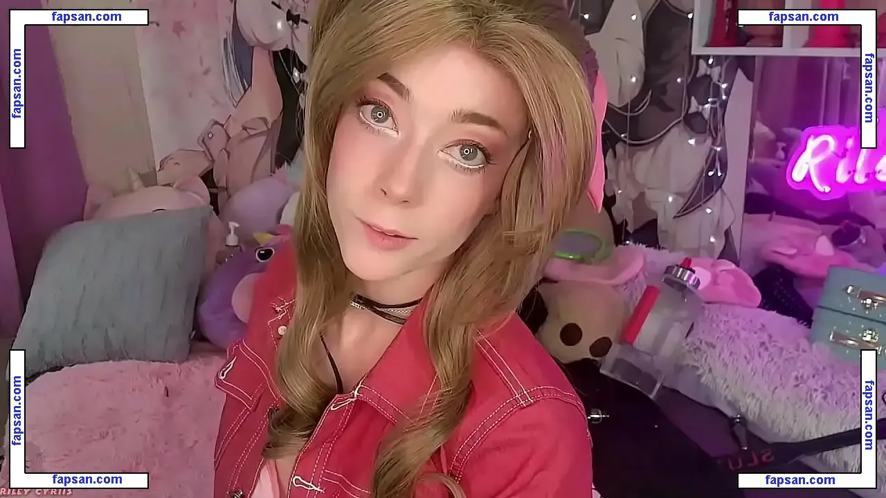 rileycyriis nude photo #0093 from OnlyFans