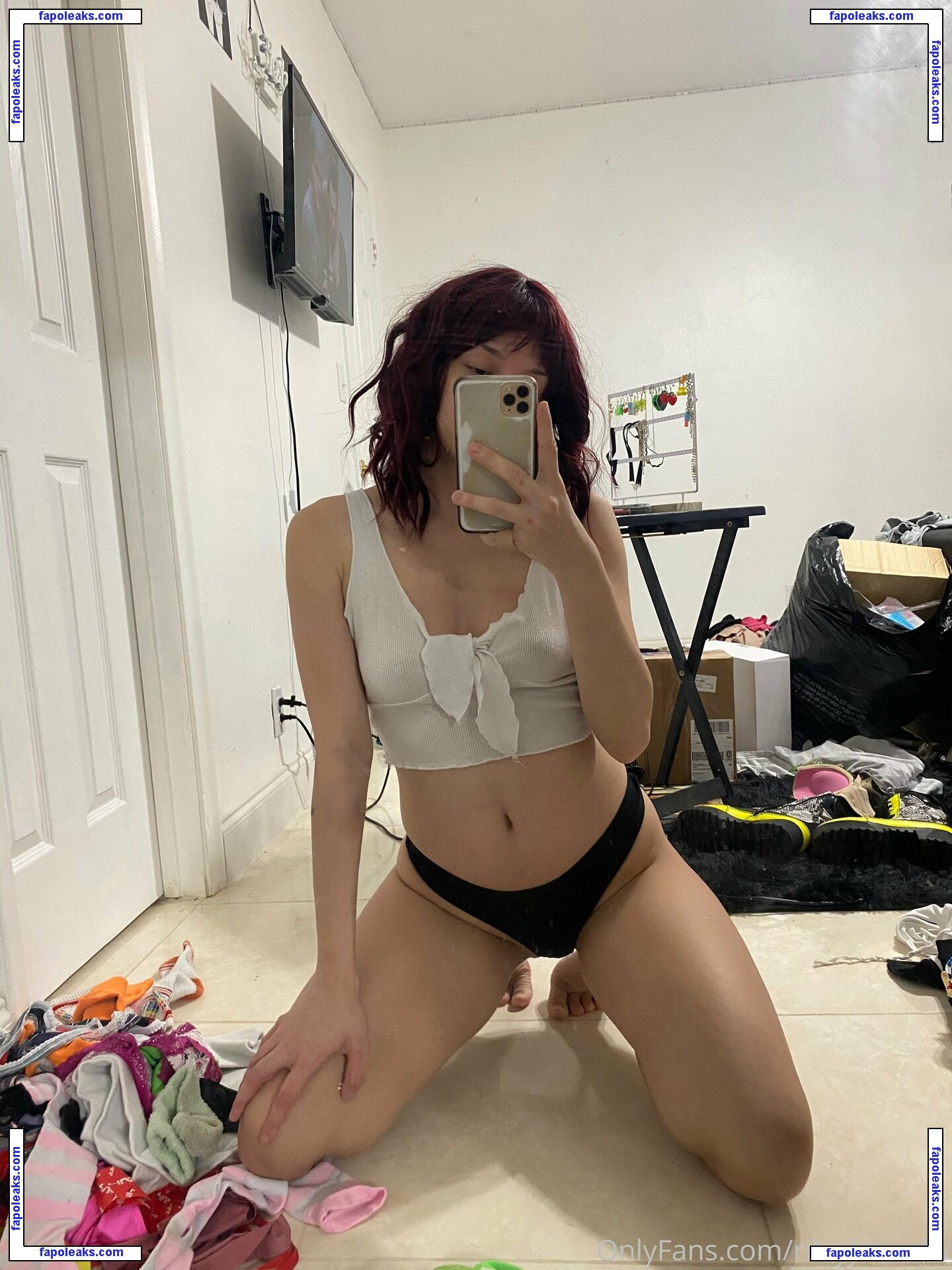 rileyjeansfw / sunshiney_riley nude photo #0004 from OnlyFans