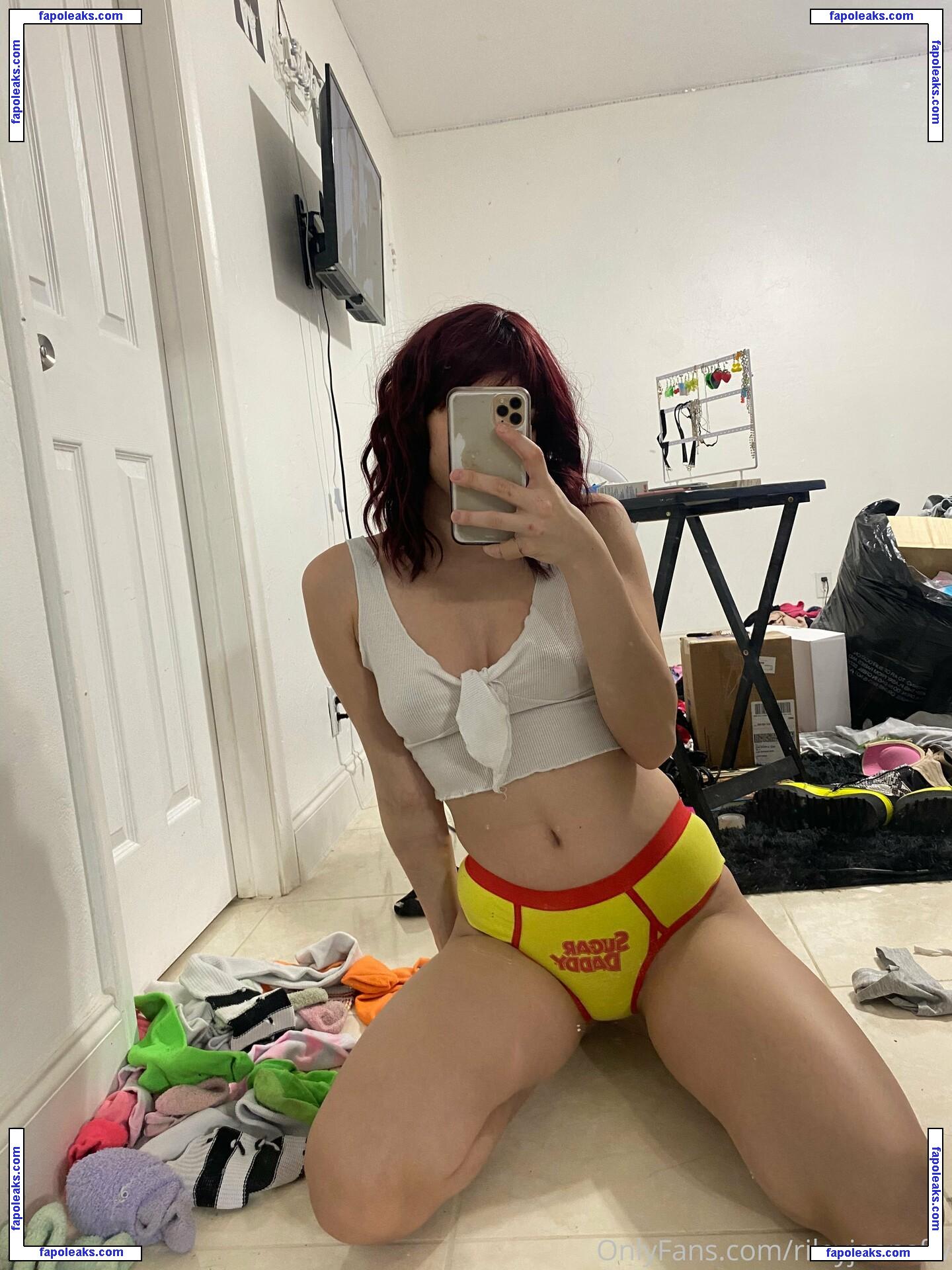 rileyjeansfw / sunshiney_riley nude photo #0022 from OnlyFans