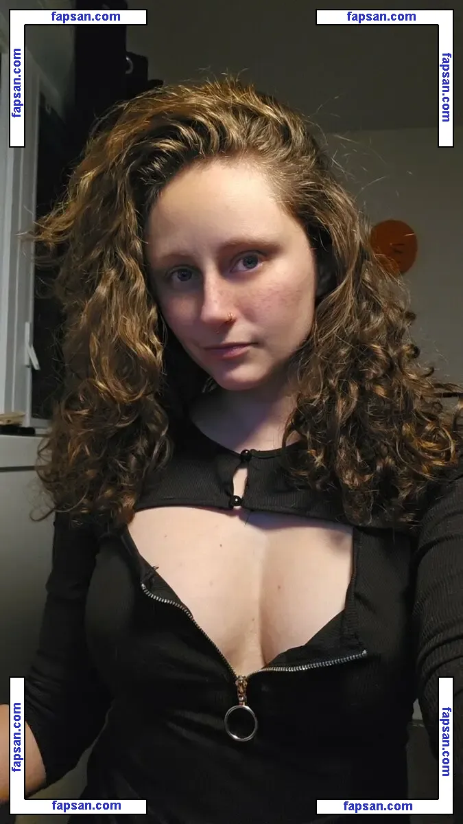 Rileysmits nude photo #0003 from OnlyFans